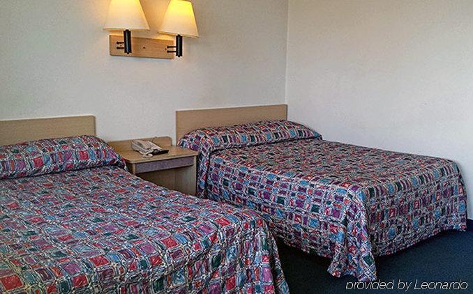 Motel 6 Des Moines South - Airport מראה חיצוני תמונה